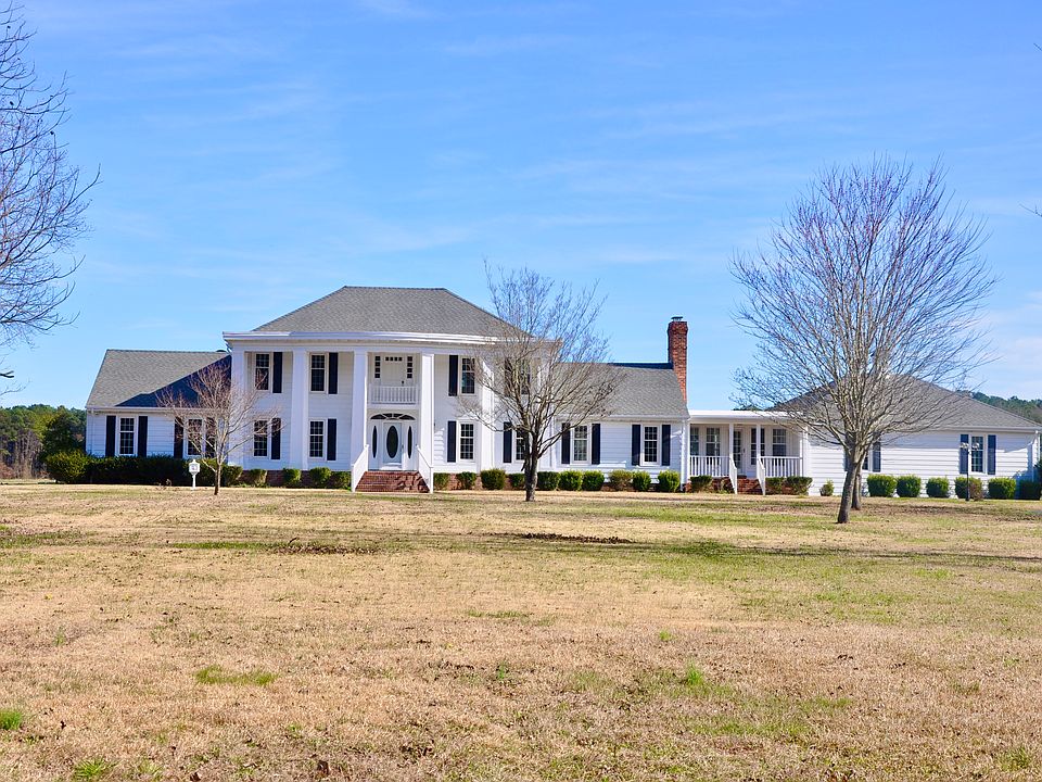 Beautiful Curb Appeal 