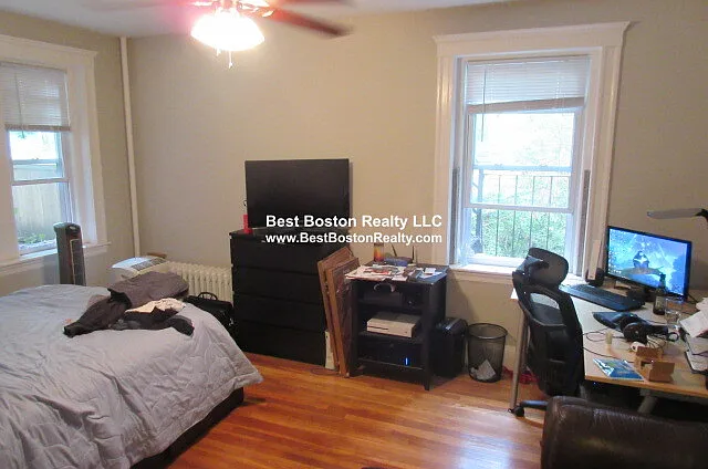 11 Gray St #13