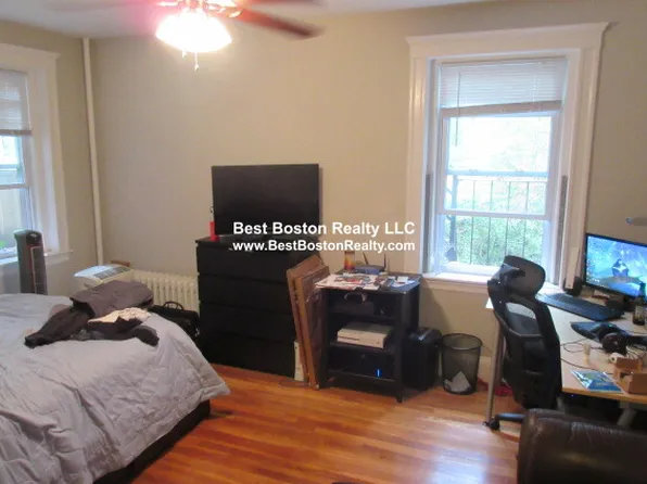 11 Gray St, Cambridge, MA