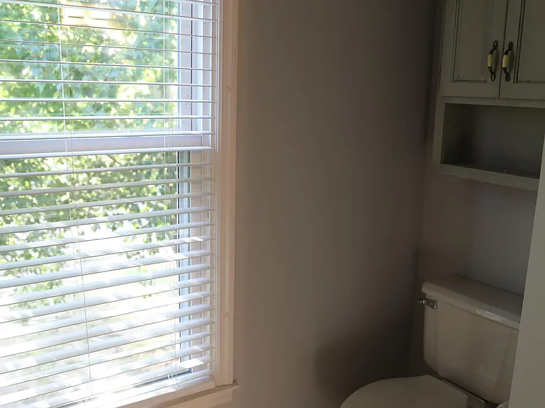 10033 Willow Cove Rd SE — Photo 16