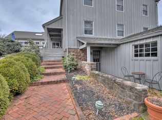 211 Lambertville Headquarters Rd, Stockton, NJ 08559