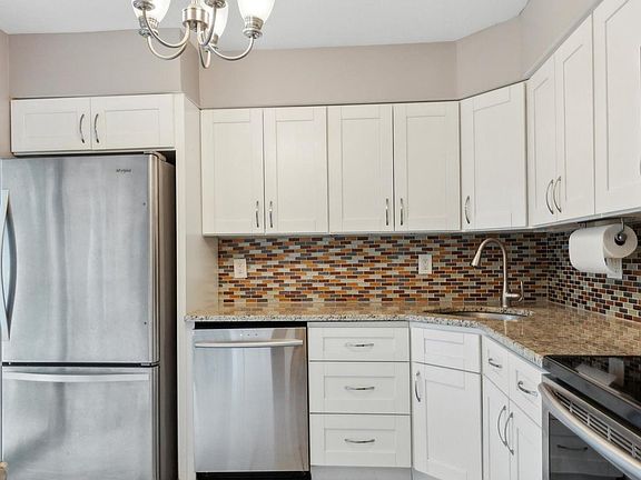 3rd image of 31 Twin Brooks Dr #31E