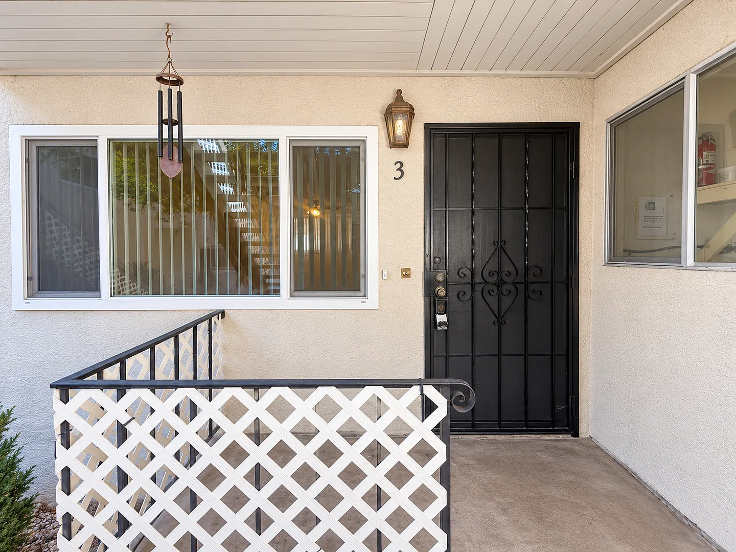 Large Renovated 2BR/2BA in North Pacific Beach | Laundry + 2-Car Tandem Parking | Near Tourmaline... — Photo 3