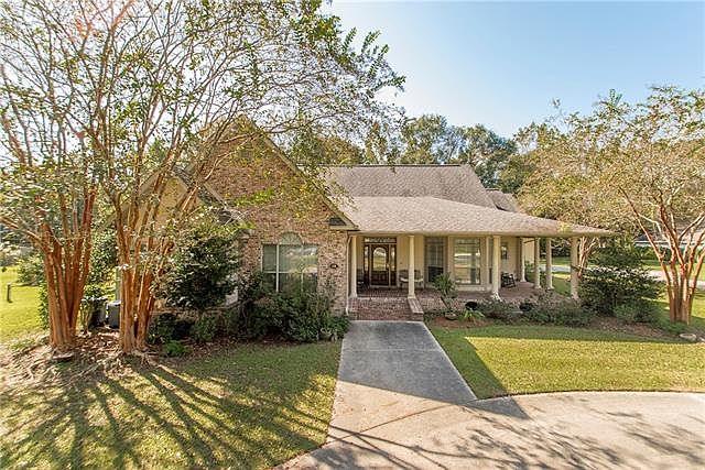 1st image of 130 Mossy Oaks Dr