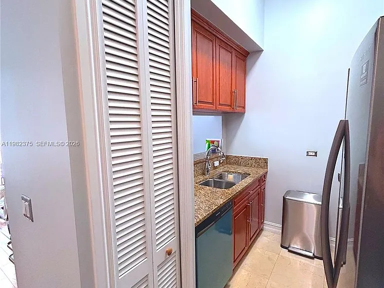 1805 Ponce De Leon Blvd #626 — Photo 6