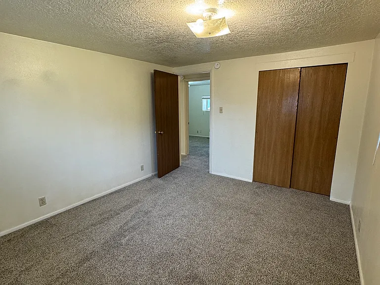 326 Lake St — Photo 6
