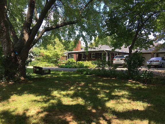 3rd image of 115 Dobbins Pike