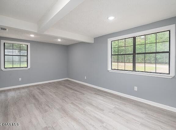 4th image of 1179 Turner Rd