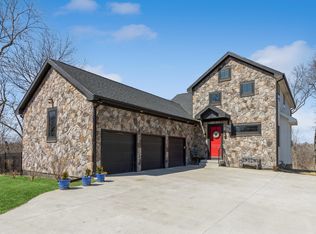 423 W Riverside Rd, Ames, IA 50010