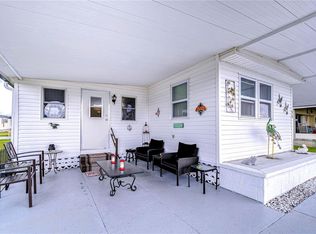 35152 Zephyr Shores Dr, Zephyrhills, FL 33541