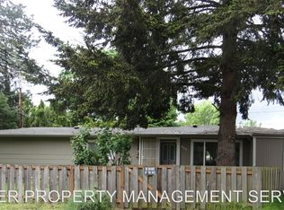 902 25th Pl, Springfield, OR 97477