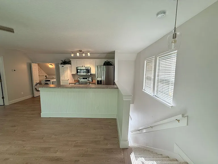 1005 Kestrel Ct #B — Photo 9