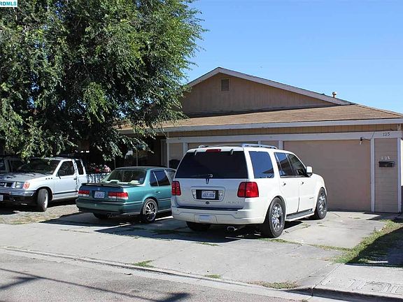 2nd image of 121 El Dorado Dr
