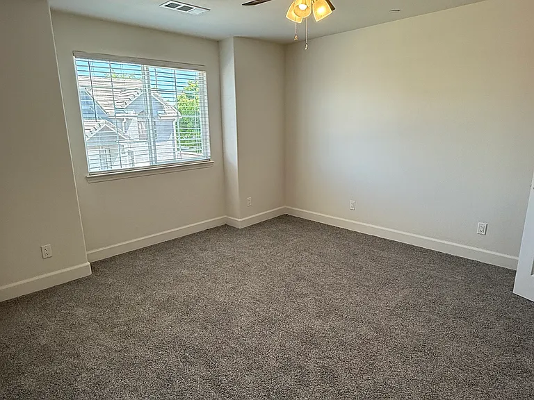 3155 Niagra St #152 — Photo 13