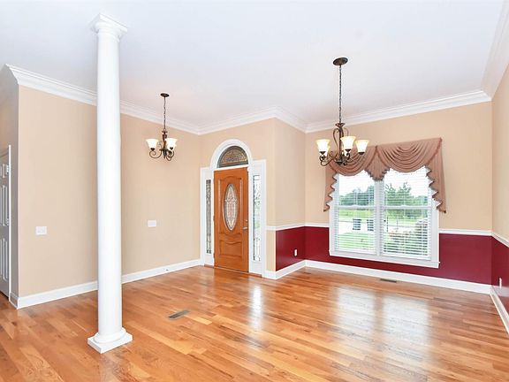 4th image of 5212 Grey Oak Ln