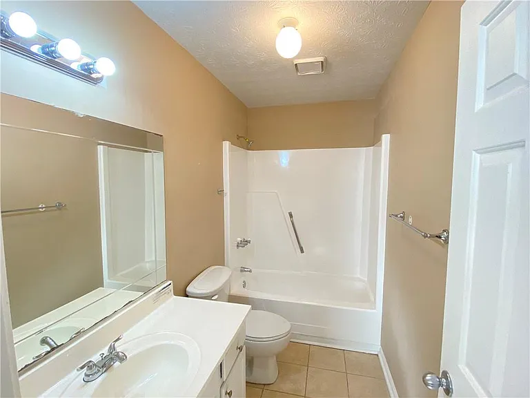 2840 Webb Bridge Rd — Photo 13