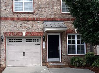1066 Richmond Park Dr, Winston Salem, NC 27103