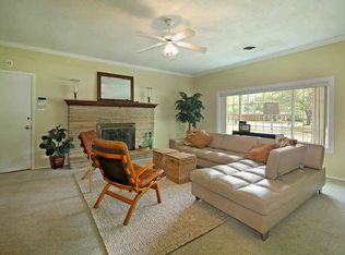 6523 Axton Cir, Dallas, TX 75214