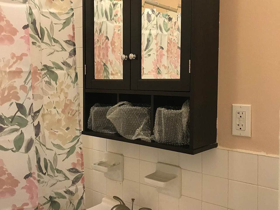 1st image of 24-45 90th Pl Floor 2