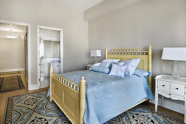 Sold by Corcoran | media 28