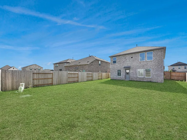 10410 Birds Nest Dr — Photo 40