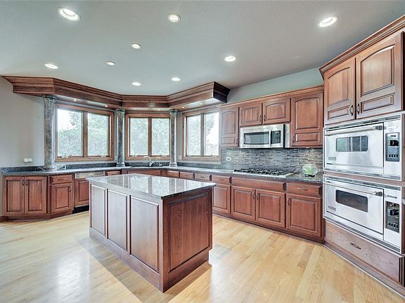 5th image of 18411 S Rachel Dr