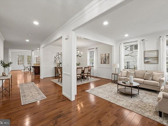 2nd image of 7009 Quander Rd