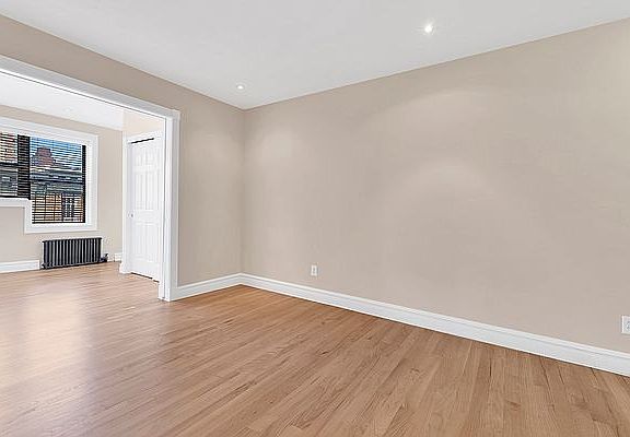2nd image of 344 E 85th St APT 6D