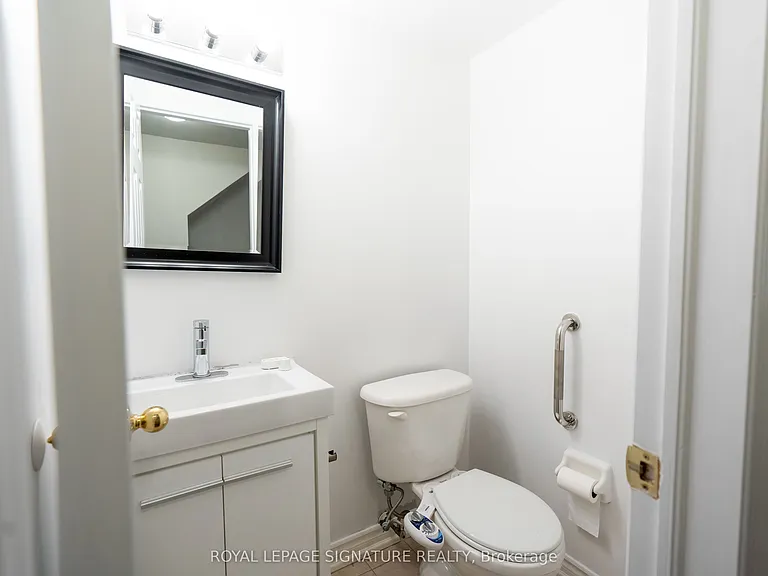 50 Strathaven Dr #28 — Photo 15