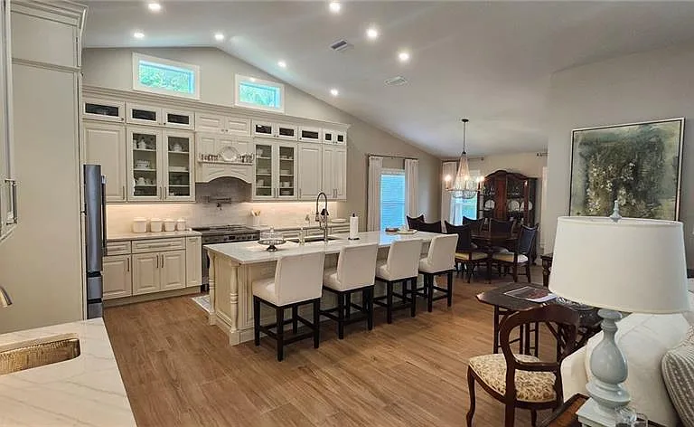 5549 Foxhunt Way — Photo 3