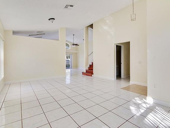 5th image of 4378 Creekside Blvd