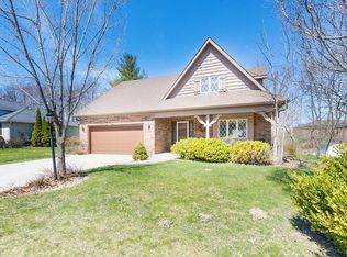 145 Guilford Rd, Valparaiso, IN 46385