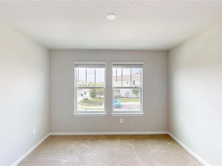 26130 Fantasy Sky Ln — Photo 32