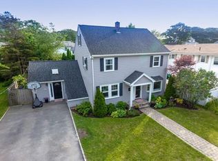 75 Rockaway Ave, Marblehead, MA 01945