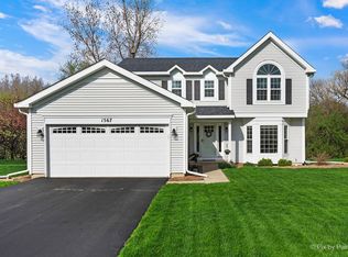1567 Haines Dr, Batavia, IL 60510