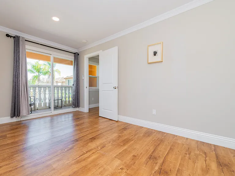 1701 Crest View Pl #1 — Photo 2