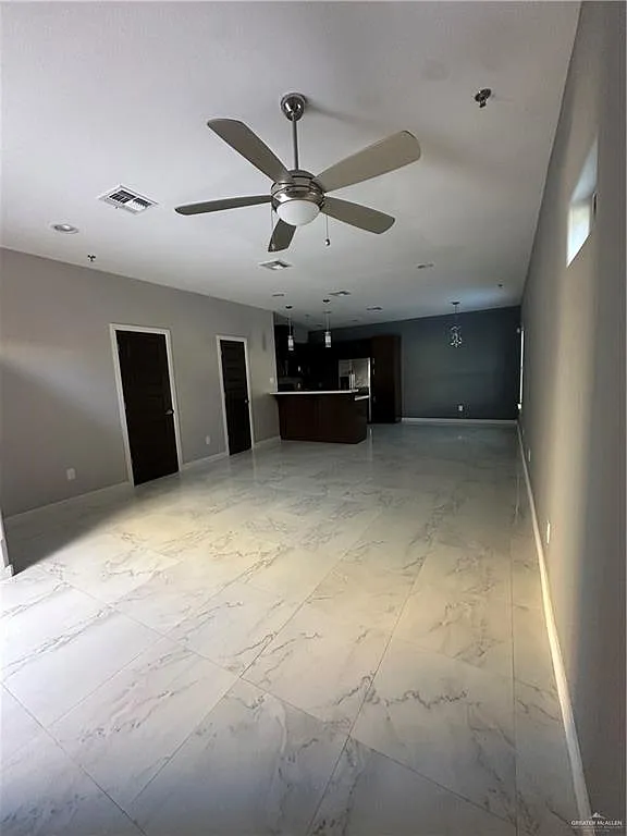 Building Photo - 1301 Camellia Ave #D