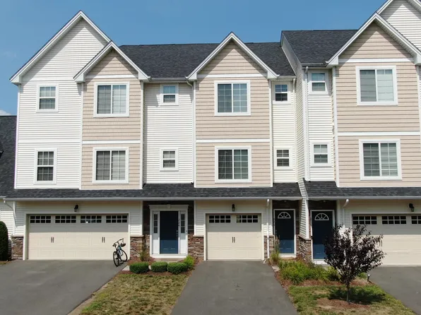 220 Pepin Place #220, South Windsor, CT 06074