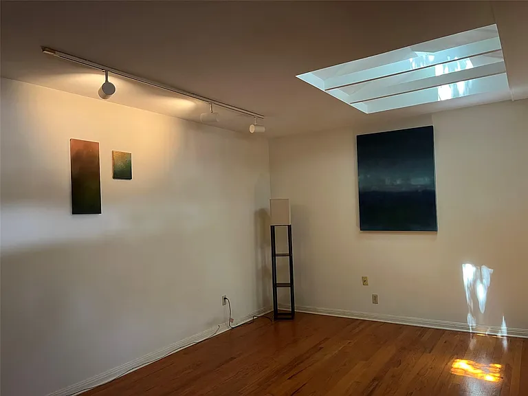 1211 Ruth Ave — Photo 14