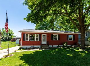 3007 2nd Ave SW, Cedar Rapids, IA 52404