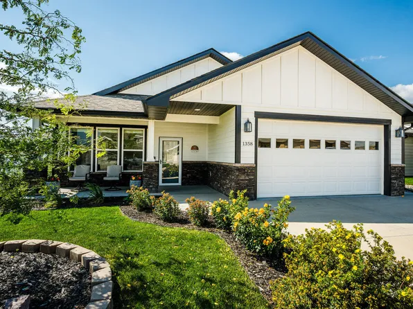 1358 Stoneridge Dr, Ranchester, WY 82839