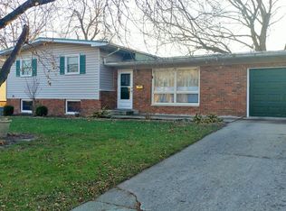 1404 Kenneth Dr, Rantoul, IL 61866