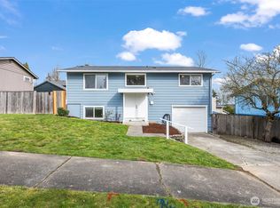 1125 E 60th St, Tacoma, WA