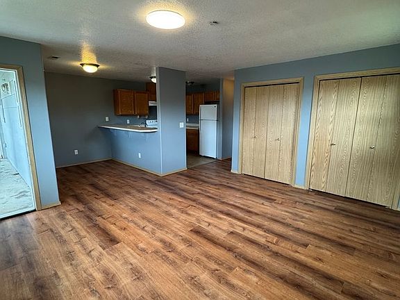 2nd image of 2035 SE Azalea Ave #C