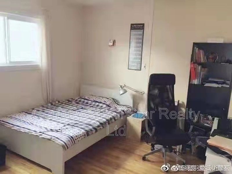 2nd image of 11107 77th Ave NW