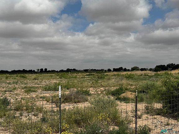 2nd image of Artesia Cc