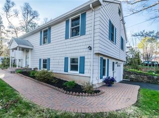 143 Walden St, West Hartford, CT 06107