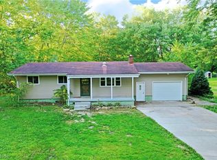 695 Airport Rd NW, Warren, OH 44481