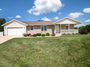 1642 Waterberry Ct, Bourbonnais, IL 60914