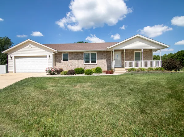1642 Waterberry Ct, Bourbonnais, IL 60914